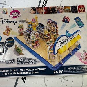 NEW Disney Store Mini Brands Toy Store Playset with 5 Mystery Minis